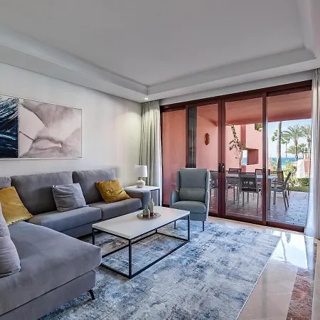 아파트 Mediterranean Bliss - 3 Bedroom Ground Floor 에스테포나