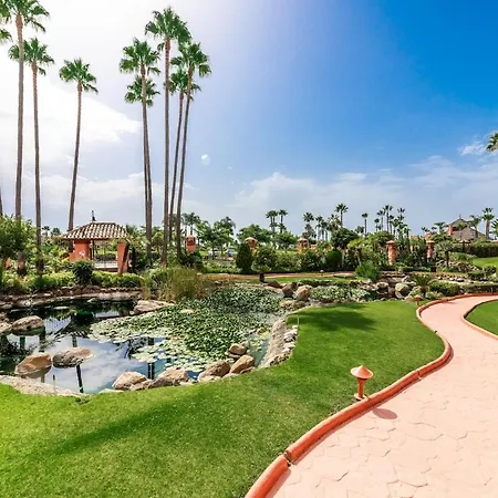 Mediterranean Bliss - 3 Bedroom Ground Floor 公寓