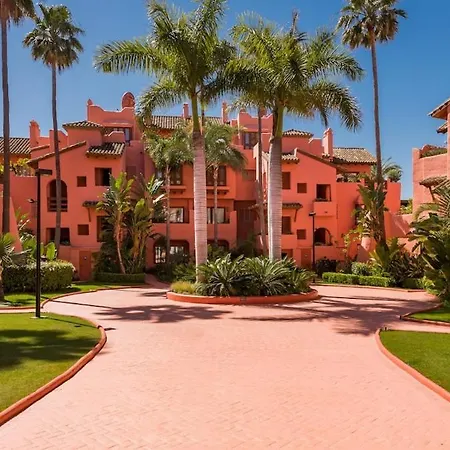 Mediterranean Bliss - 3 Bedroom Ground Floor *