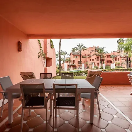 公寓 Mediterranean Bliss - 3 Bedroom Ground Floor